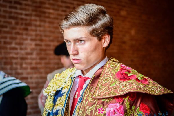 Álvaro Serrano: «A lo largo del circuito, una de mis expectativas es crecer como torero y persona»